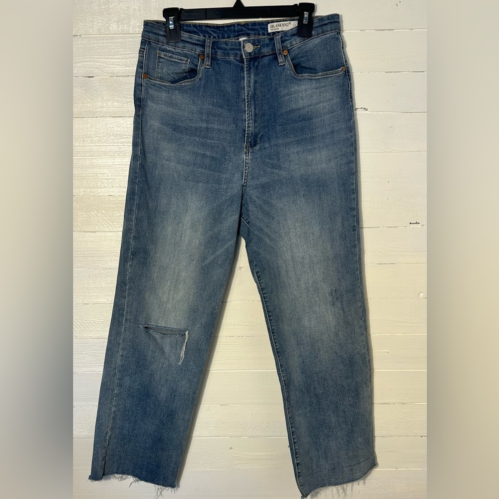 BlankNYC The Baxter Love to See it Jean, women’s size 31. Ribcage straight leg.